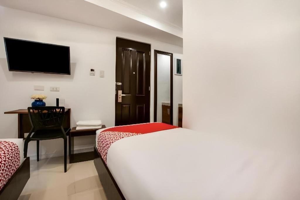 Super Oyo Capital O 232 Nest Nano Suites Fort Μακάτι Εξωτερικό φωτογραφία