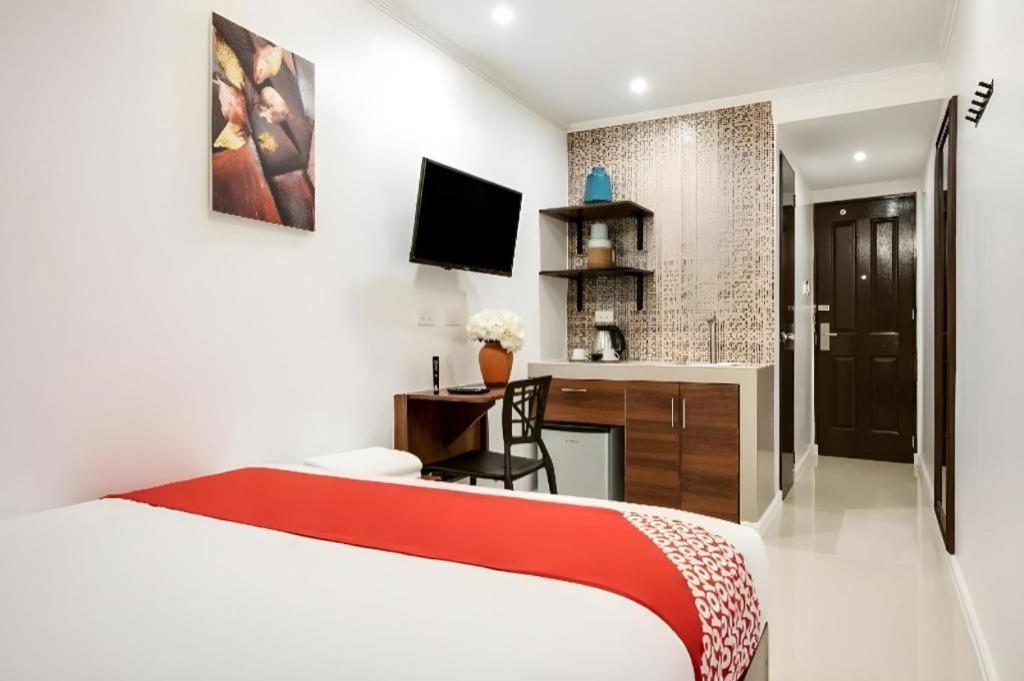 Super Oyo Capital O 232 Nest Nano Suites Fort Μακάτι Εξωτερικό φωτογραφία